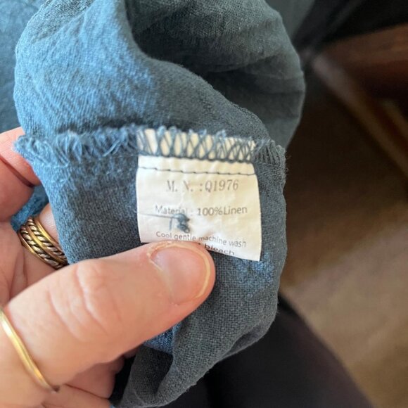 Minibee Women's Linen Button Down Tunic Top With Pockets, Blue, Extra Large (XL) - Picture 4 of 4